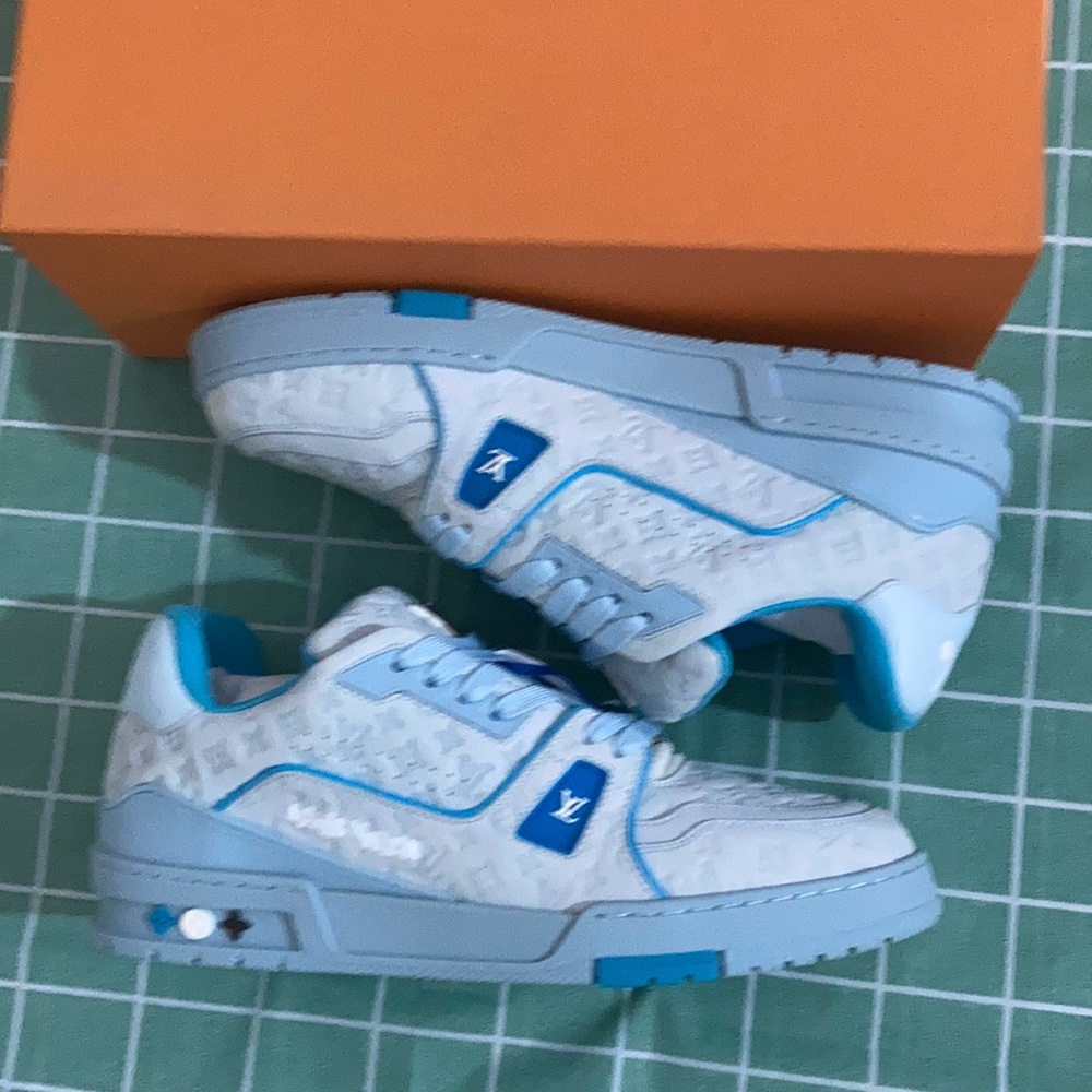 Louis Vuitton Monochrome Sneakers Size EU44